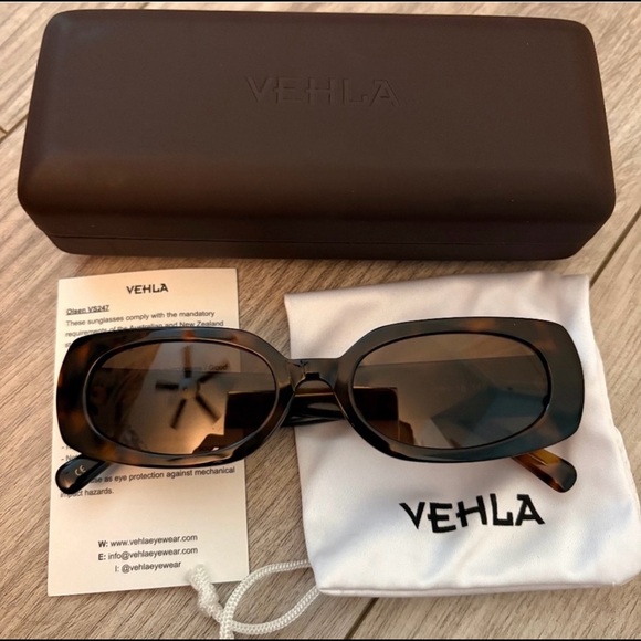 Vehla Olsen Choc Tort sunglasses - Picture 4 of 5